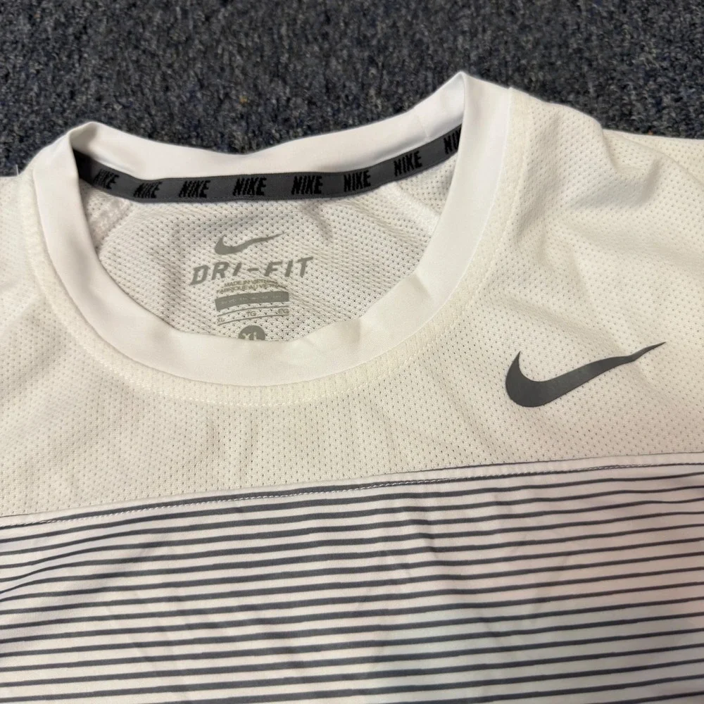 Nike Mens Dri-FIT Athletic T-Shirt XL White Striped Mesh Training Top Short Slee